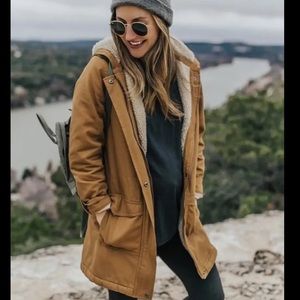 Patagonia Prairie Dawn Parka insulated in Saddle